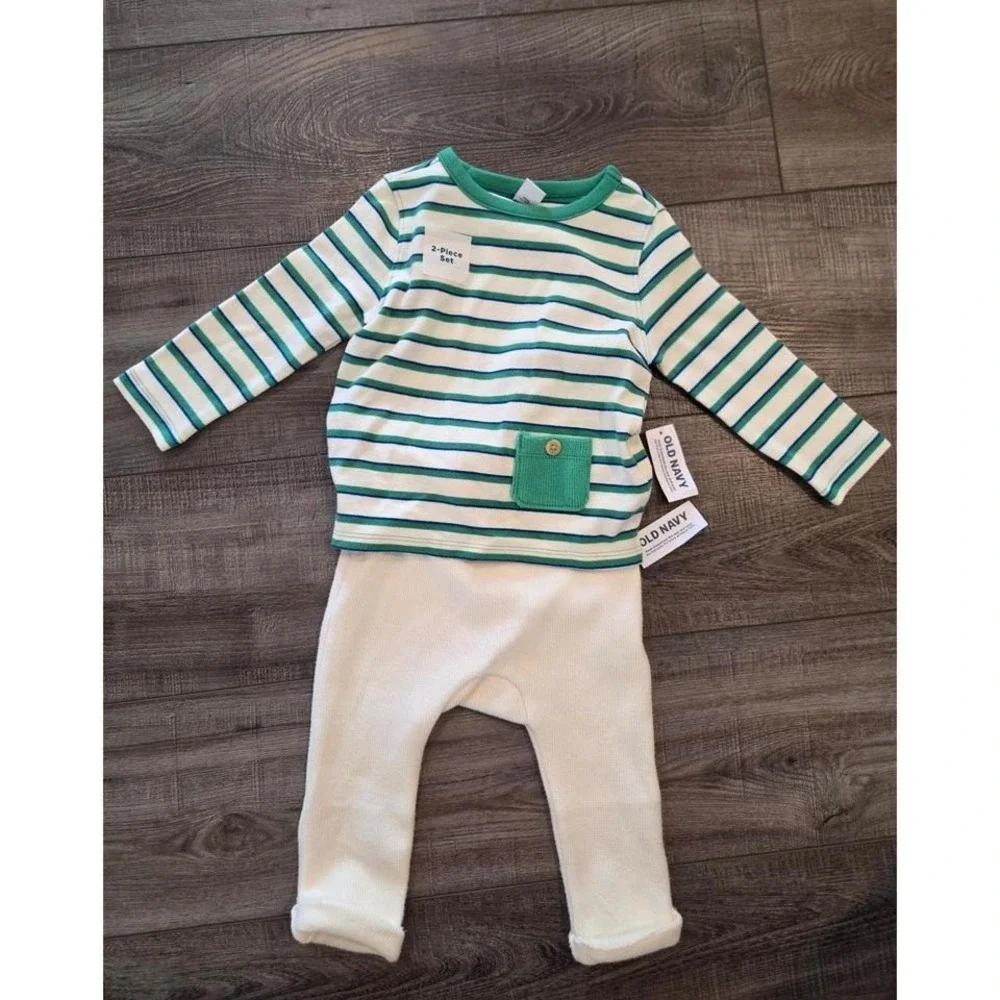 Old navy baby boy outfit 12-18 mos